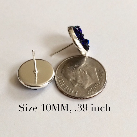 3 for 15🎀iridescent Crystal faux Druzy studs - Picture 5 of 7
